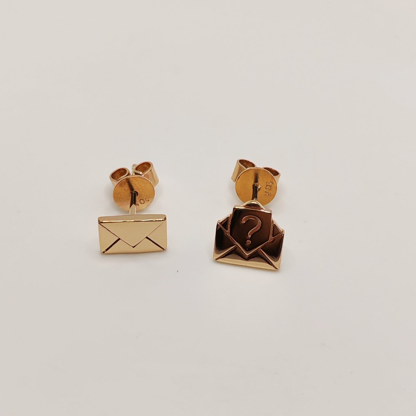 Golden Message-10K Gold Stud Earrings