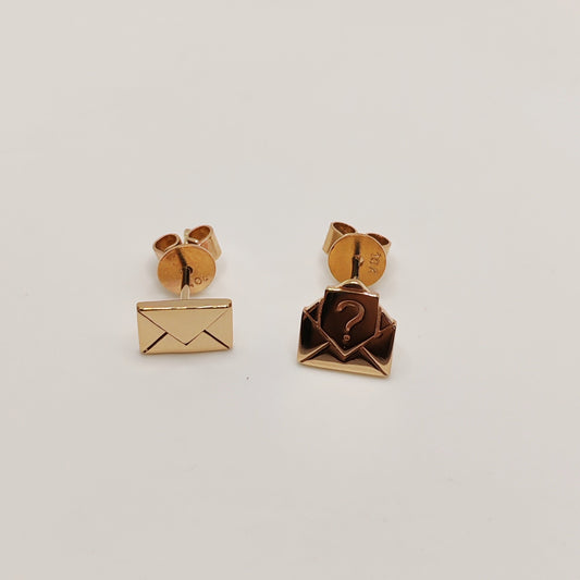 Golden Message-10K Gold Stud Earrings